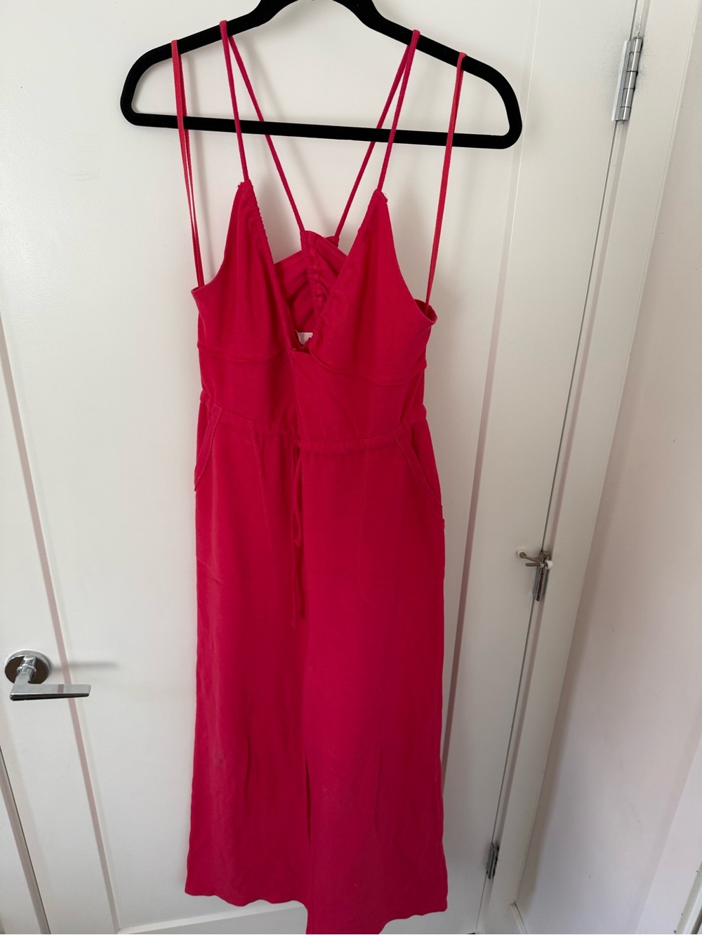 Anthropologie Women’s Fuchsia Strappy Jumpsuit with pockets size small